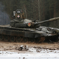 Личный состав 72 ОУЦ выполнил упражнения учебных стрельб из вооружения танка Т-72Б и БМП-2