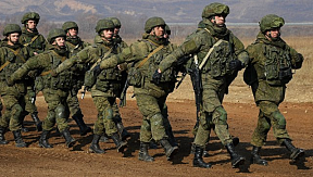 Российские военные прибыли в Индию на учения 