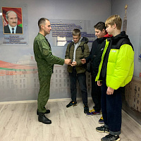 Воспитывая патриотов