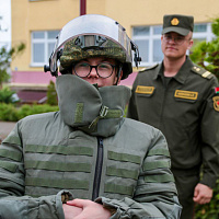 В рамках военно-патриотического воспитания 