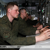 Один из дивизионов зенитной ракетной бригады получил боевое распоряжение и выдвинулся в назначенный район