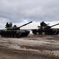 Тактико-строевое занятие с гвардейцами