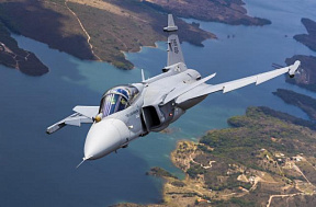 Saab отправила в Бразилию очередную пару истребителей F-39E «Грипен»