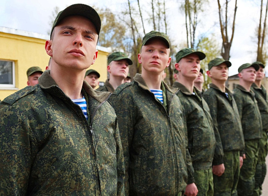 Новое пополнение прибывает в соединения и воинские части