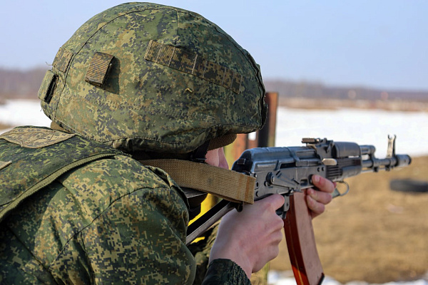Контрольное тактическое занятие с боевой стрельбой взводов на полигоне Лосвидо