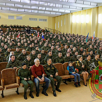 Под звуки Президентского оркестра…