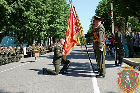 В 72 ОУЦ состоялся 52-й выпуск прапорщиков