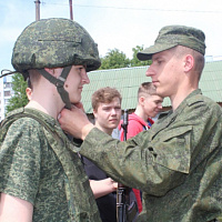 В Бобруйске завершаются военно-полевые сборы с допризывной молодёжью