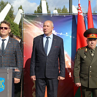 Торжественное открытие выставки военной техники в Лиде	