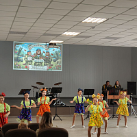  Командование 147 зрп поздравили представительниц прекрасного пола с предстоящим праздником