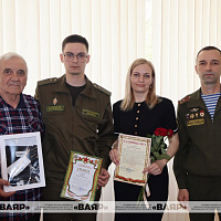 Чествование лучших военнослужащих соединений и воинских частей ЗОК, увольняемых в запас