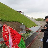 Воины-связисты почтили память героев 