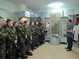 Военнослужащие 65-й автомобильной бригады посетили краеведческий музей города Жодино