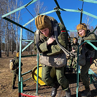В воинских частях и соединениях проходят занятия по боевой подготовке
