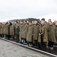 Пополняя армейские ряды