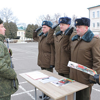 Гвардейцы произнесли слова клятвы на верность Родине