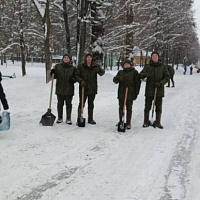  «Про100помогаем — убираем снег!»