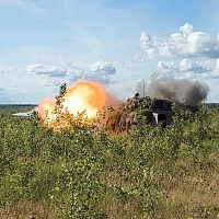 Артиллерийские расчёты 11 омбр провели серию стрельб прямой наводкой