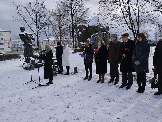 Сохраняя память