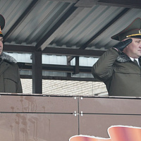 Служите достойно!