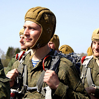 Занятия по боевой подготовке с военнослужащими