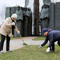 Воины-интернационалисты вышли на субботник 