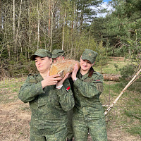 Военные медики тоже приняли участие в субботнике 