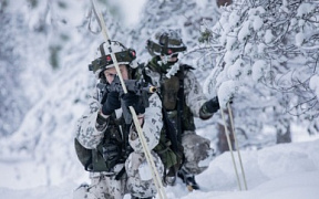 В военных учениях в Финляндии принимают участие военные из США и Эстонии