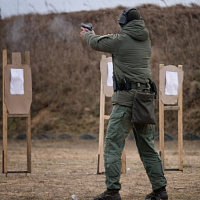 И в ход пускают пистолет
