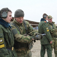 Минские суворовцы в гостях у десантников