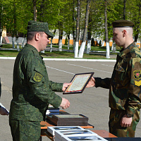 Чествование военнослужащих, выслуживших установленные сроки срочной военной службы, прошло в 86 брс