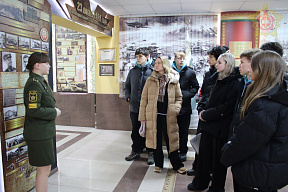 Военную академию посетили учащиеся Национального детского технопарка