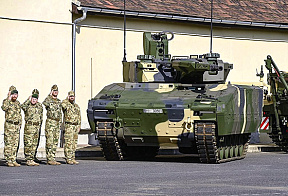 Вооруженные силы Венгрии получили первую БМП «Линкс»