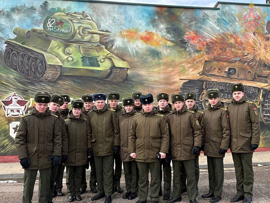 Курсанты Военной академии посетили историко-культурный комплекс «Линия Сталина»