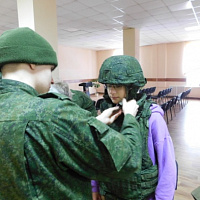 Гимназисты посетили батальон охраны