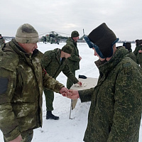 Первые прыжки с парашютом