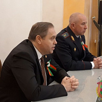 «И снова май...»