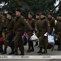 Продолжается увольнение в запас военнослужащих
