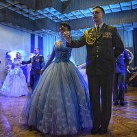 В Брестском академическом театре драмы прошёл офицерский бал