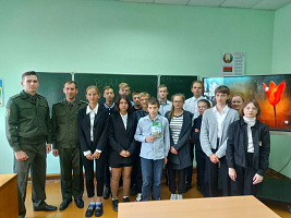 Офицеры в гостях у школьников