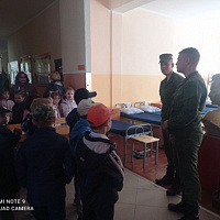 В гостях у гвардейцев