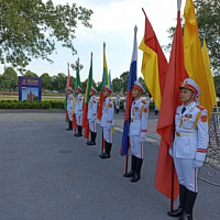 «Флаги поднять!»