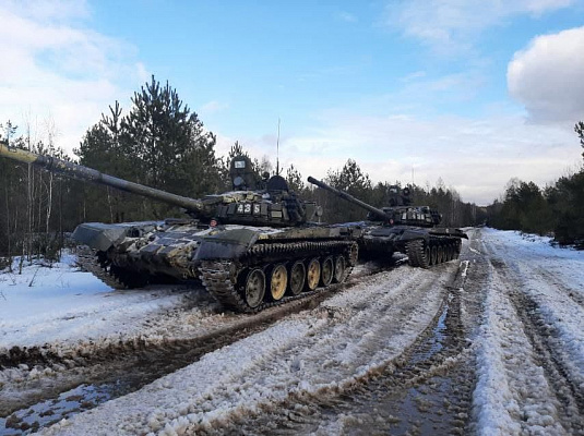 Тактико-строевое занятие с гвардейцами