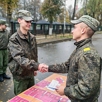Чествование военнослужащих, выслуживших установленные сроки военной службы