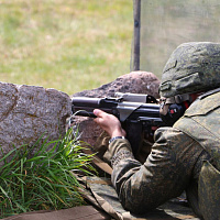 Гвардейцы 11 омбр совершенствуют полевую выучку