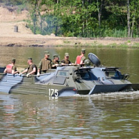 Занятия по преодолению водной преграды
