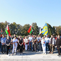 Военнослужащие командования ВВС и войск ПВО и члены их семей совершили автопробег в честь  Дня народного единства