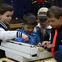 Школьники посетили 11 омбр 