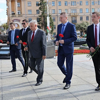 Дань памяти