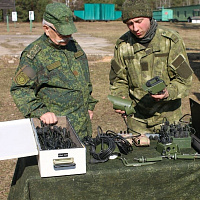 Воспитанники военно-патриотического клуба «Гренада» участвуют в полевом выходе совместно с одним из подразделений 11 омбр